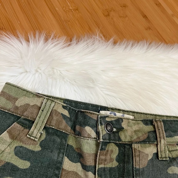 ✨SOLD✨Free People We The Free Remy Crop Pants In Moss - Picture 6 of 10